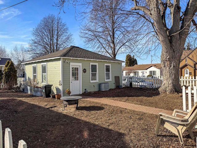 2430 N 5th STREET, Sheboygan, WI 53083