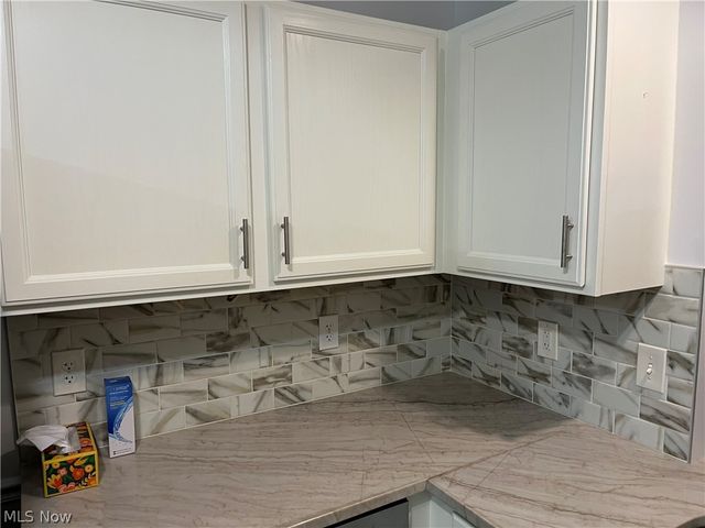 33992 Sunflower Lane, North Ridgeville, OH 44039
