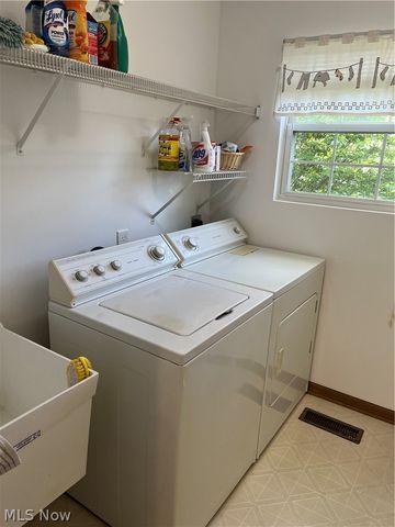 33992 Sunflower Lane, North Ridgeville, OH 44039