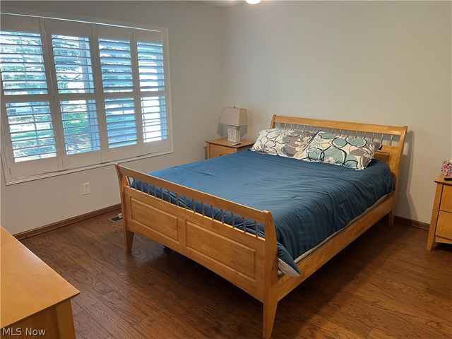33992 Sunflower Lane, North Ridgeville, OH 44039