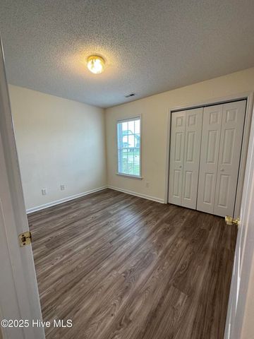 100 Baldwin Court, Jacksonville, NC 28546
