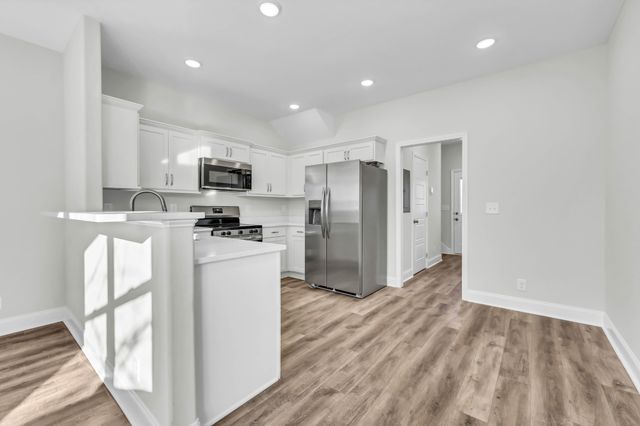 217 Robert St, Clarksville, TN 37040