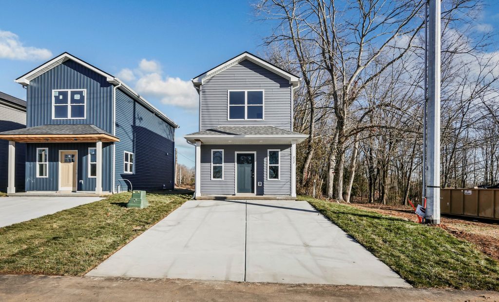 217 Robert St, Clarksville, TN 37040