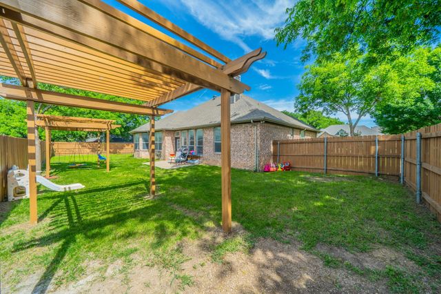 2114 Sagewood Drive, Weatherford, TX 76087