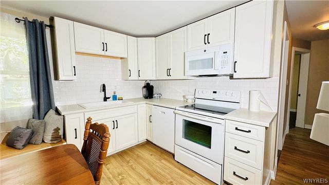 3402 Walnut Avenue, Niagara Falls, NY 14301