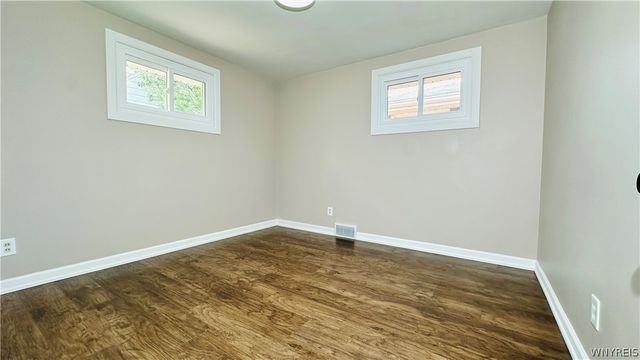 3402 Walnut Avenue, Niagara Falls, NY 14301
