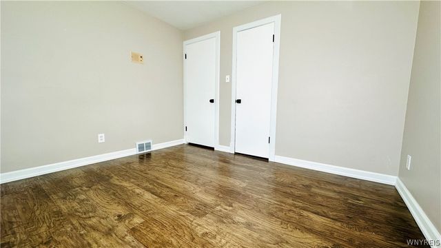 3402 Walnut Avenue, Niagara Falls, NY 14301