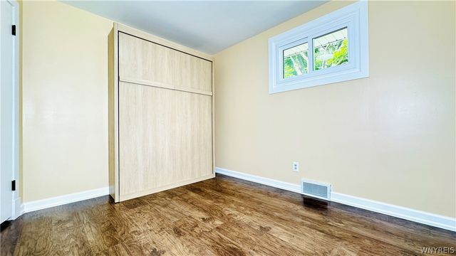 3402 Walnut Avenue, Niagara Falls, NY 14301
