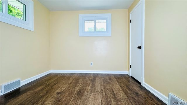 3402 Walnut Avenue, Niagara Falls, NY 14301