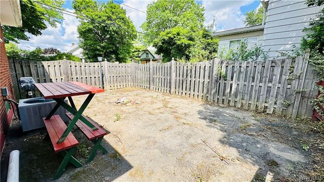 3402 Walnut Avenue, Niagara Falls, NY 14301