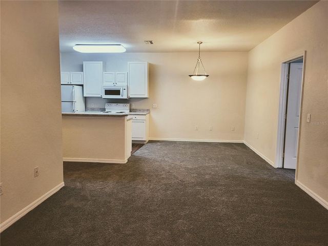 6005 HEMINGWAY CIRCLE 6005, Haines City, FL 33844