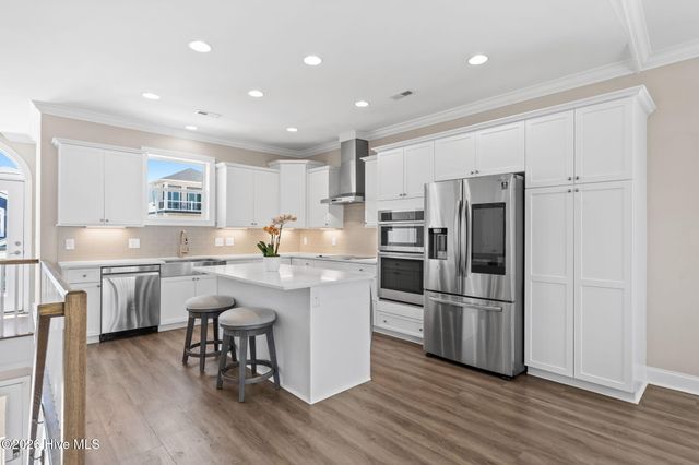 10 Via Dolorosa Drive, Ocean Isle Beach, NC 28469