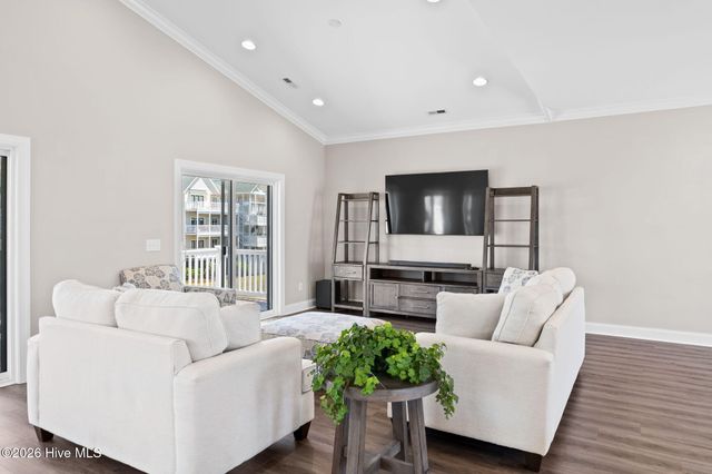 10 Via Dolorosa Drive, Ocean Isle Beach, NC 28469