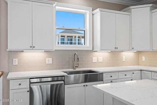 10 Via Dolorosa Drive, Ocean Isle Beach, NC 28469
