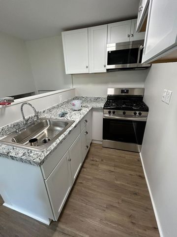 1 Amory Street, Nashua, NH 03060
