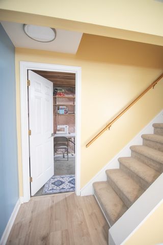 64 Stonegate Lane, Shelburne, VT 05482