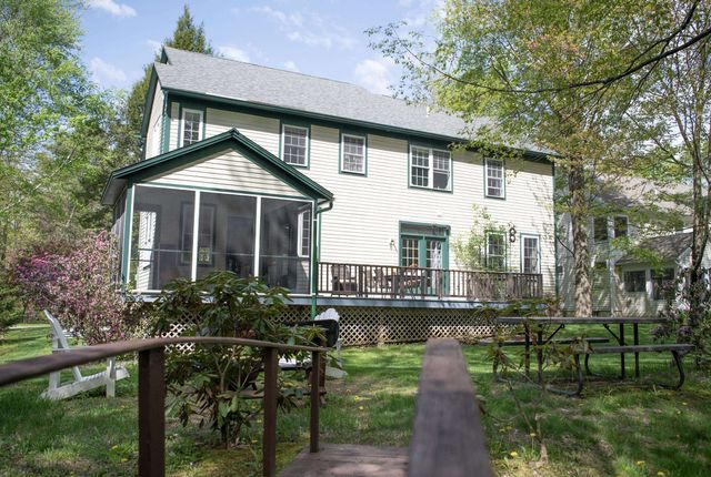 64 Stonegate Lane, Shelburne, VT 05482