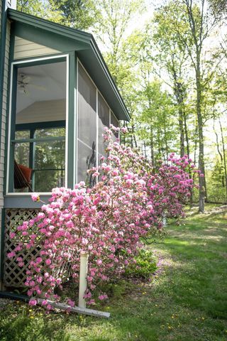 64 Stonegate Lane, Shelburne, VT 05482