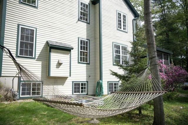 64 Stonegate Lane, Shelburne, VT 05482