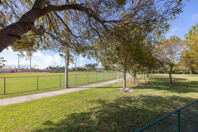 8560 SW 214th Way, Cutler Bay, FL 33189