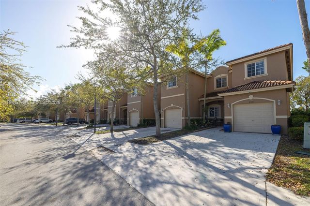 8560 SW 214th Way, Cutler Bay, FL 33189