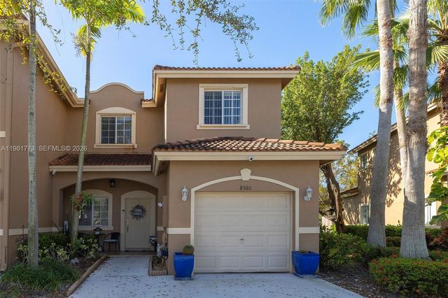 8560 SW 214th Way, Cutler Bay, FL 33189