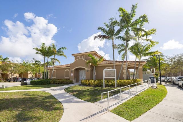 8560 SW 214th Way, Cutler Bay, FL 33189
