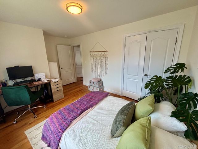 189 Jefferson Avenue 2, Mineola, NY 11501