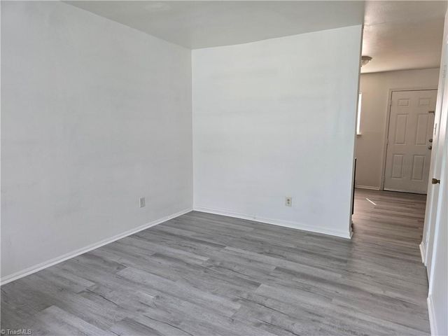 2006 Niagara Street D, Greensboro, NC 27405