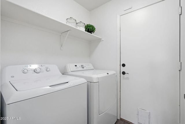 4540 E DRY CREEK Road, Phoenix, AZ 85044