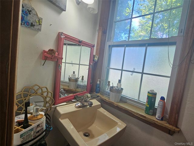 70 Main Street, Chester, NY 10918