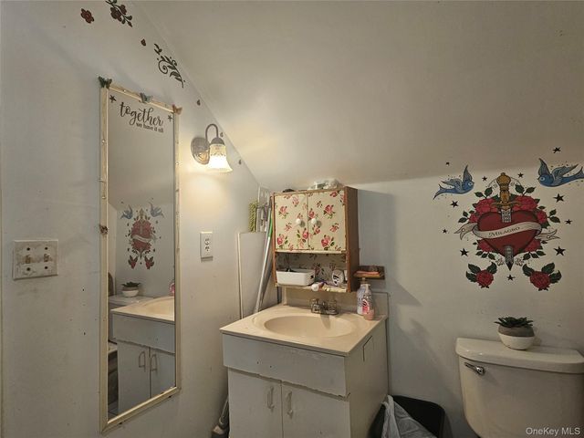 70 Main Street, Chester, NY 10918