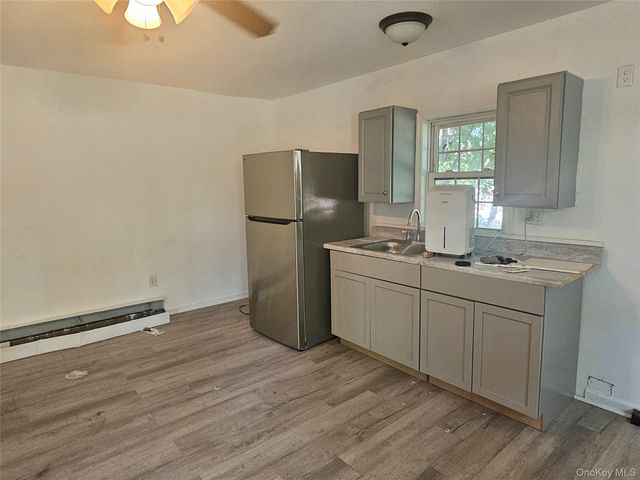 70 Main Street, Chester, NY 10918