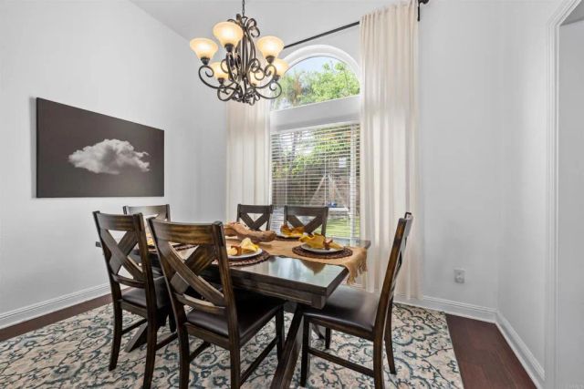 1615 Corte Verano, Oceanside, CA 92056