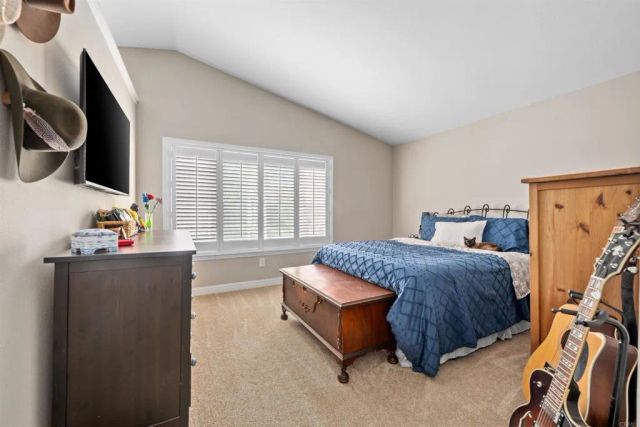 1615 Corte Verano, Oceanside, CA 92056