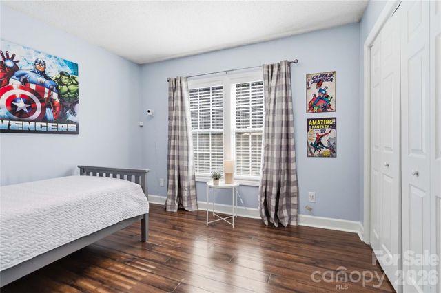 717 Peregrine Court, Gastonia, NC 28056