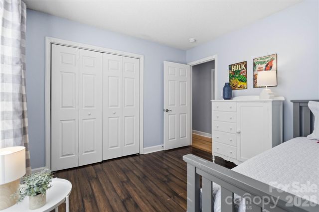 717 Peregrine Court, Gastonia, NC 28056