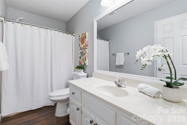 717 Peregrine Court, Gastonia, NC 28056