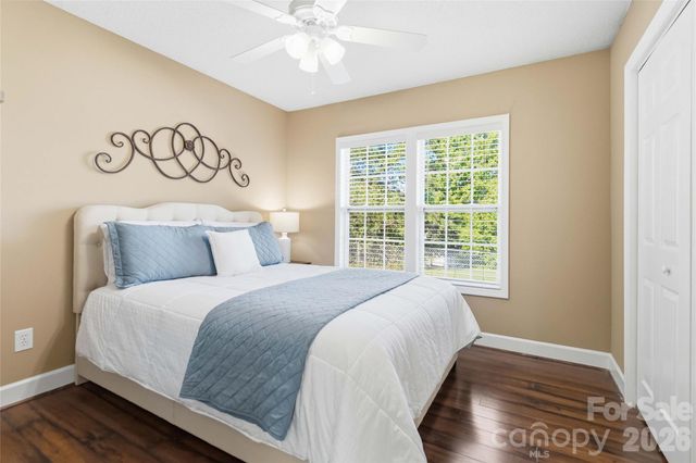 717 Peregrine Court, Gastonia, NC 28056
