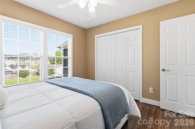 717 Peregrine Court, Gastonia, NC 28056