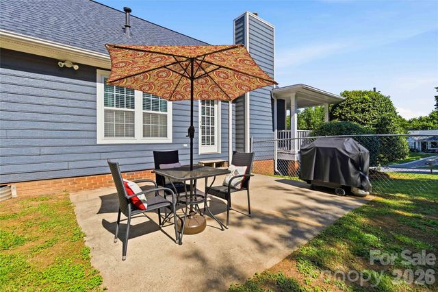 717 Peregrine Court, Gastonia, NC 28056