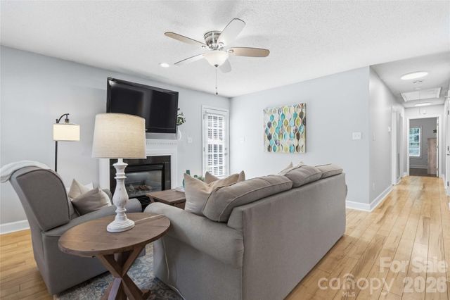 717 Peregrine Court, Gastonia, NC 28056