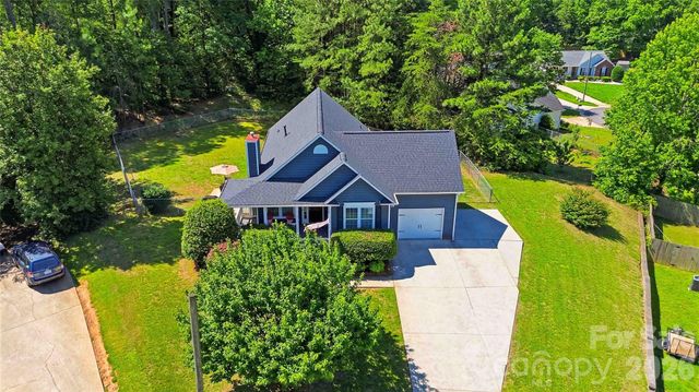 717 Peregrine Court, Gastonia, NC 28056