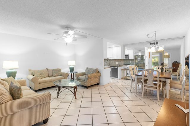 1145 Cambridge G, Deerfield Beach, FL 33442