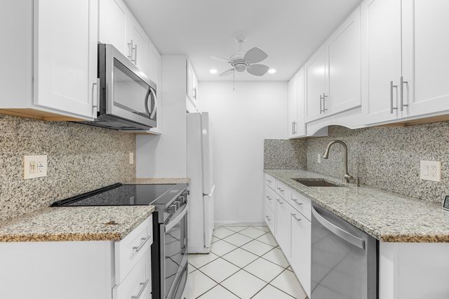 1145 Cambridge G, Deerfield Beach, FL 33442