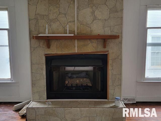 617 N 14TH Street, Herrin, IL 62948