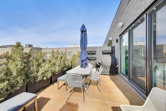 5748 N Hermitage Avenue 407, Chicago, IL 60660