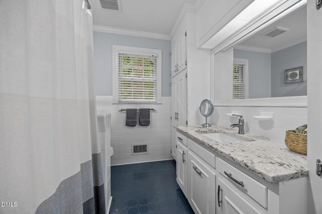 4902 Carteret Drive, Raleigh, NC 27612