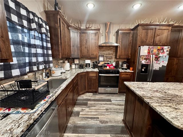 1101 S Railroad Street, Poteau, OK 74953