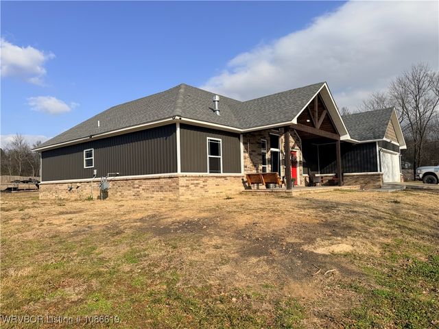 1101 S Railroad Street, Poteau, OK 74953